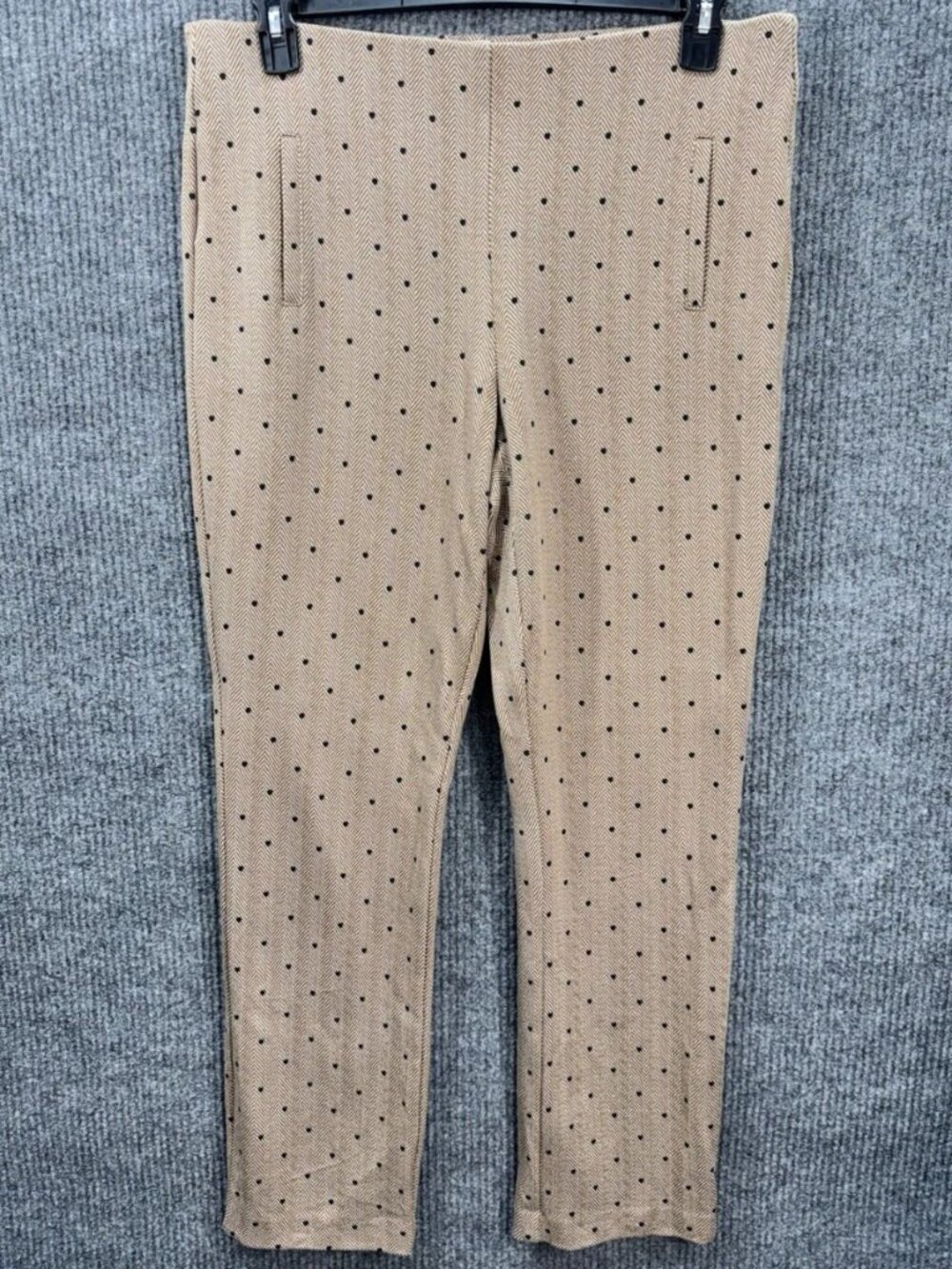 Chicos So Slimming Juliet Pants Womens 2R/12R Tan Polka Dot Straight Leg Pull On